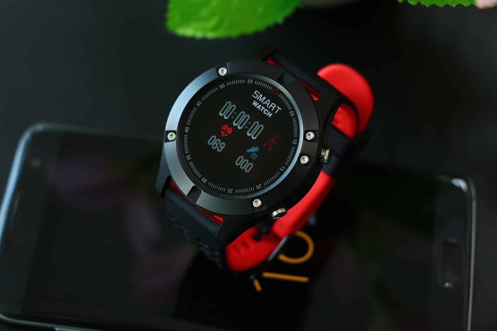 f5 smartwatch