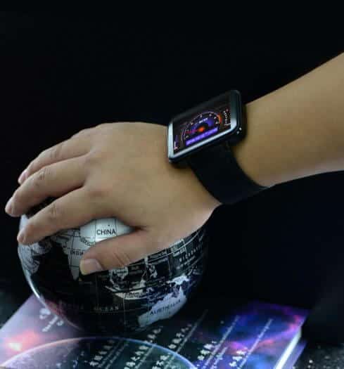 smartwatch domino dm98
