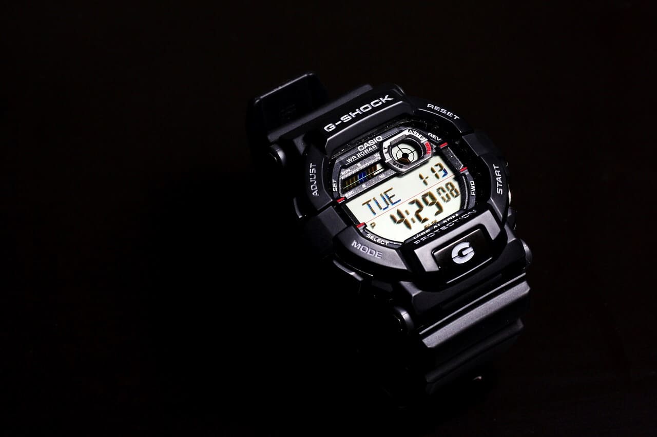 Casio Armbanduhr